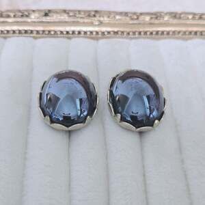 Sarah Coventry Vintage Silver Tone Filigree Reflections Hematite Clip On Earring
